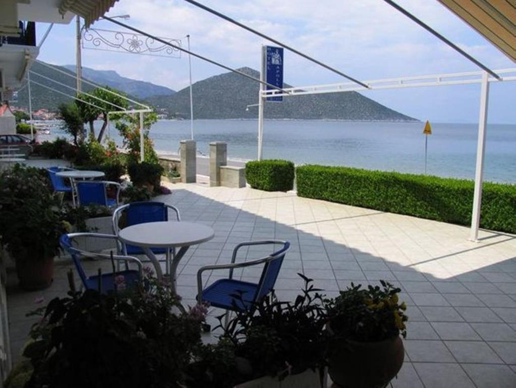 Apollon Hotel Tirós Exteriör bild